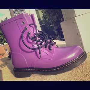 Sexy Purple Dr. Martenssss